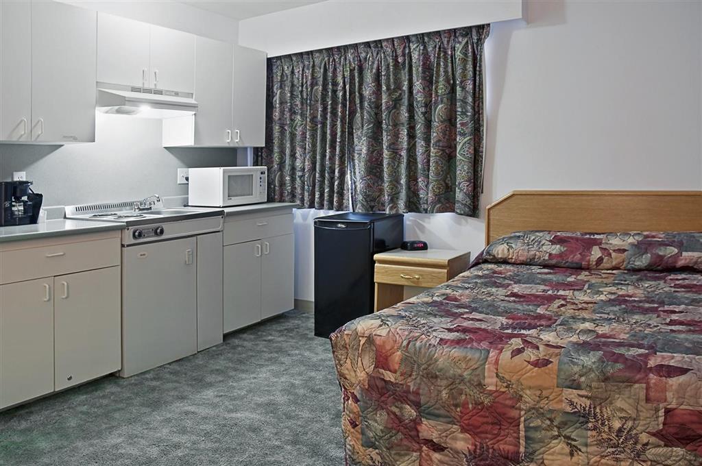 Canadas Best Value Inn Mile-0-Motel Lillooet Room photo