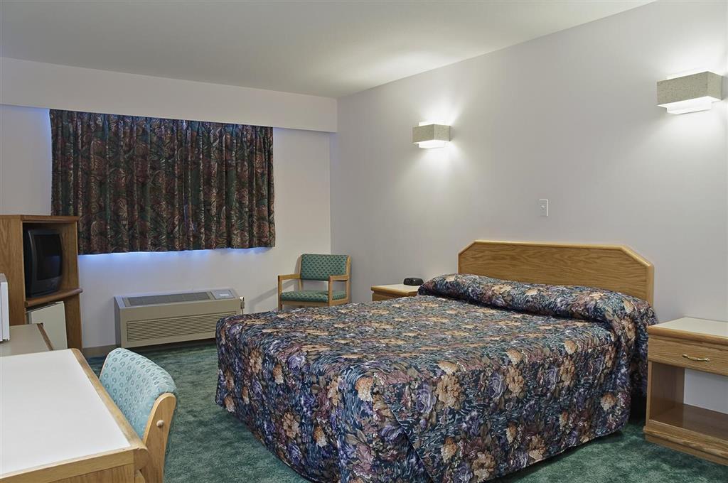 Canadas Best Value Inn Mile-0-Motel Lillooet Room photo